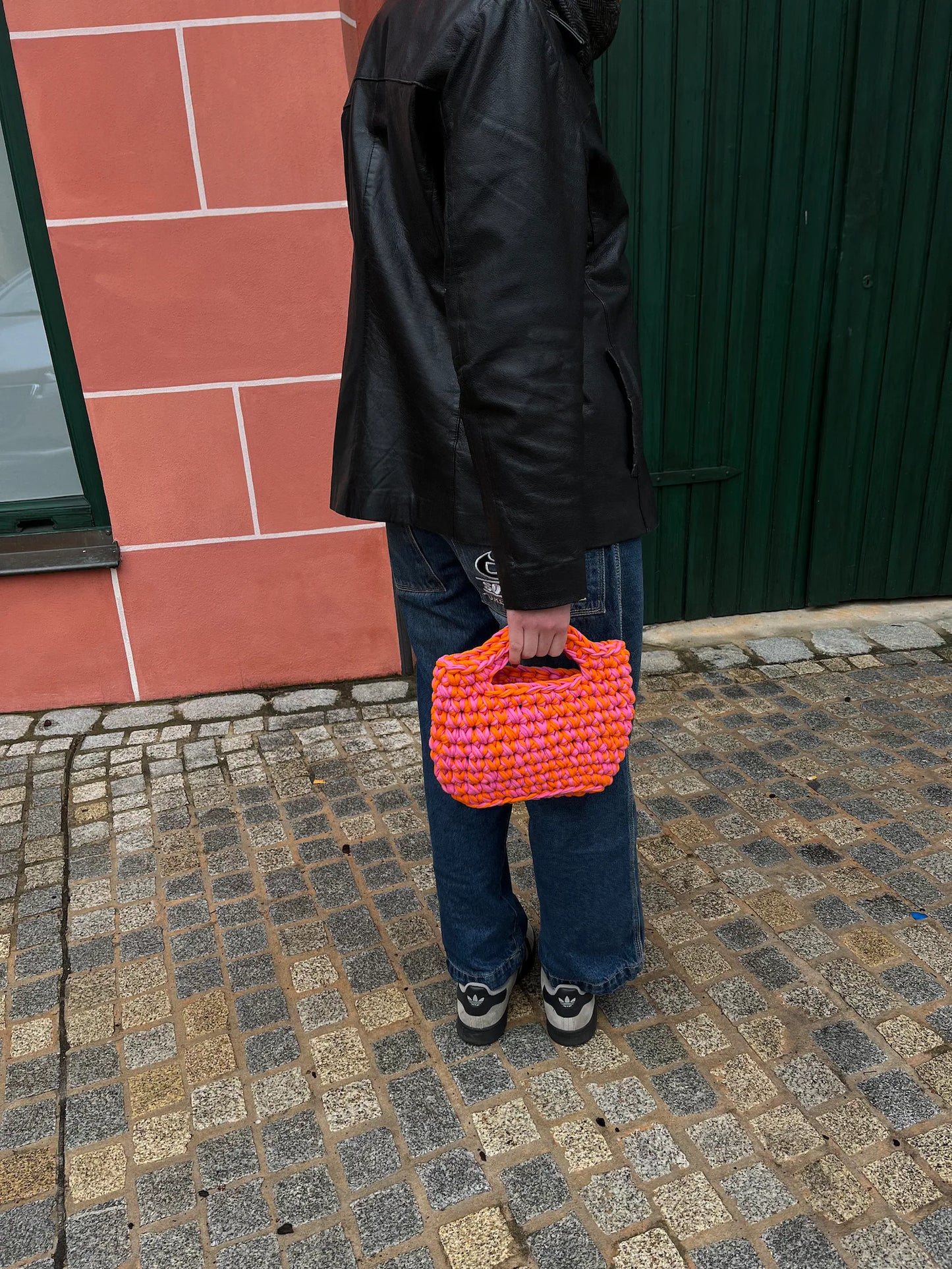 JOSI-TASCHE | Häkelanleitung für eine kleine, dicke Handtasche, T-Shirt-Garn, deutsches PDF-Dokument | Festnetztaschen