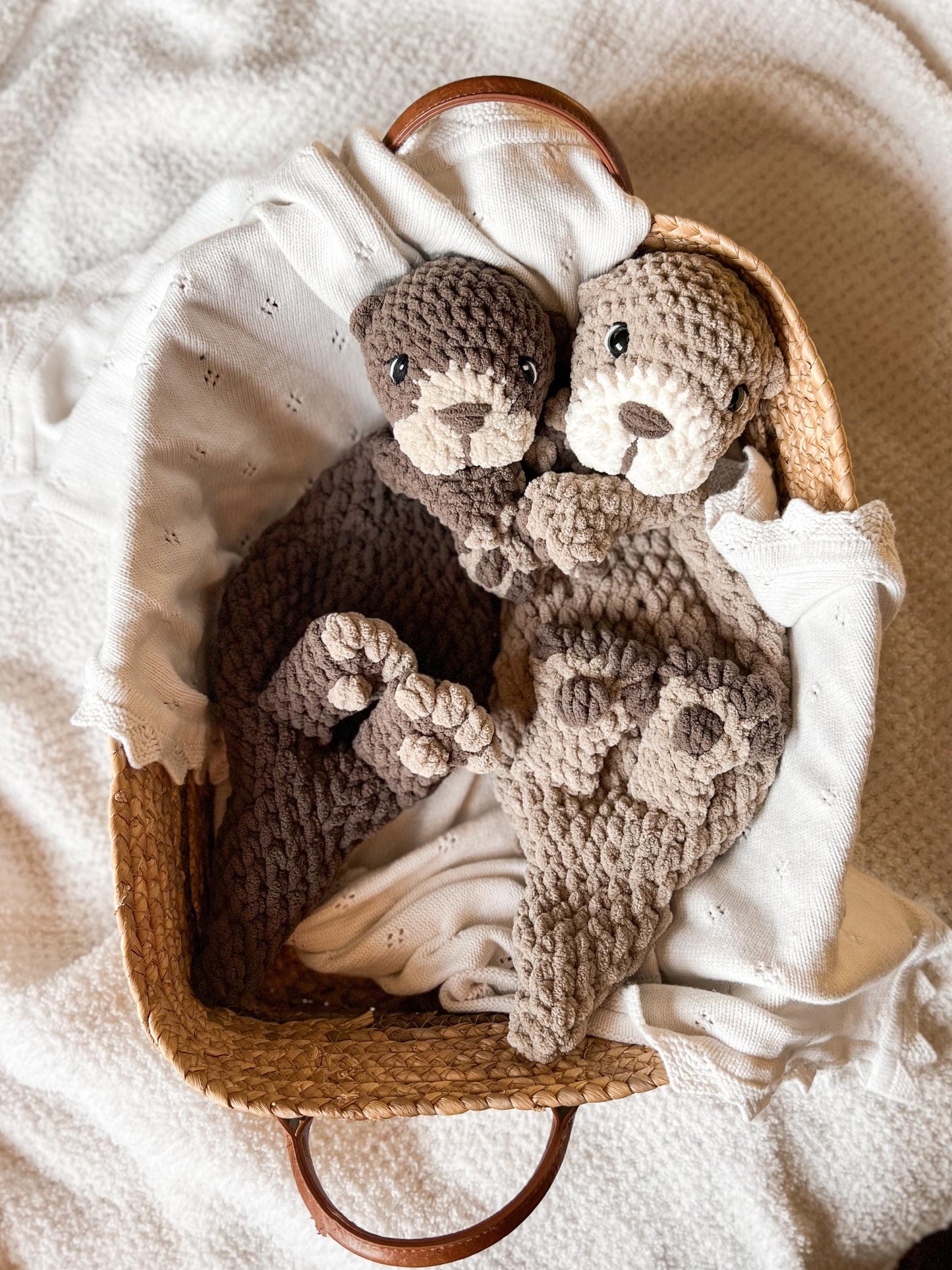 Rowan the River Otter Häkelanleitung | Häkelanleitung OHNE SEW | gehäkelter Suggler | gehäkelt | Amigurumi | gehäkelter Otter | Otter Muster