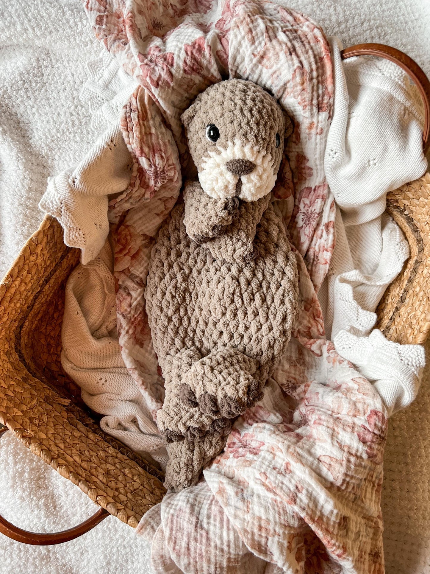 Rowan the River Otter Häkelanleitung | Häkelanleitung OHNE SEW | gehäkelter Suggler | gehäkelt | Amigurumi | gehäkelter Otter | Otter Muster