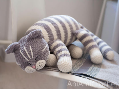 Häkelanleitung für eine schlafende Katze, Plüschkätzchen