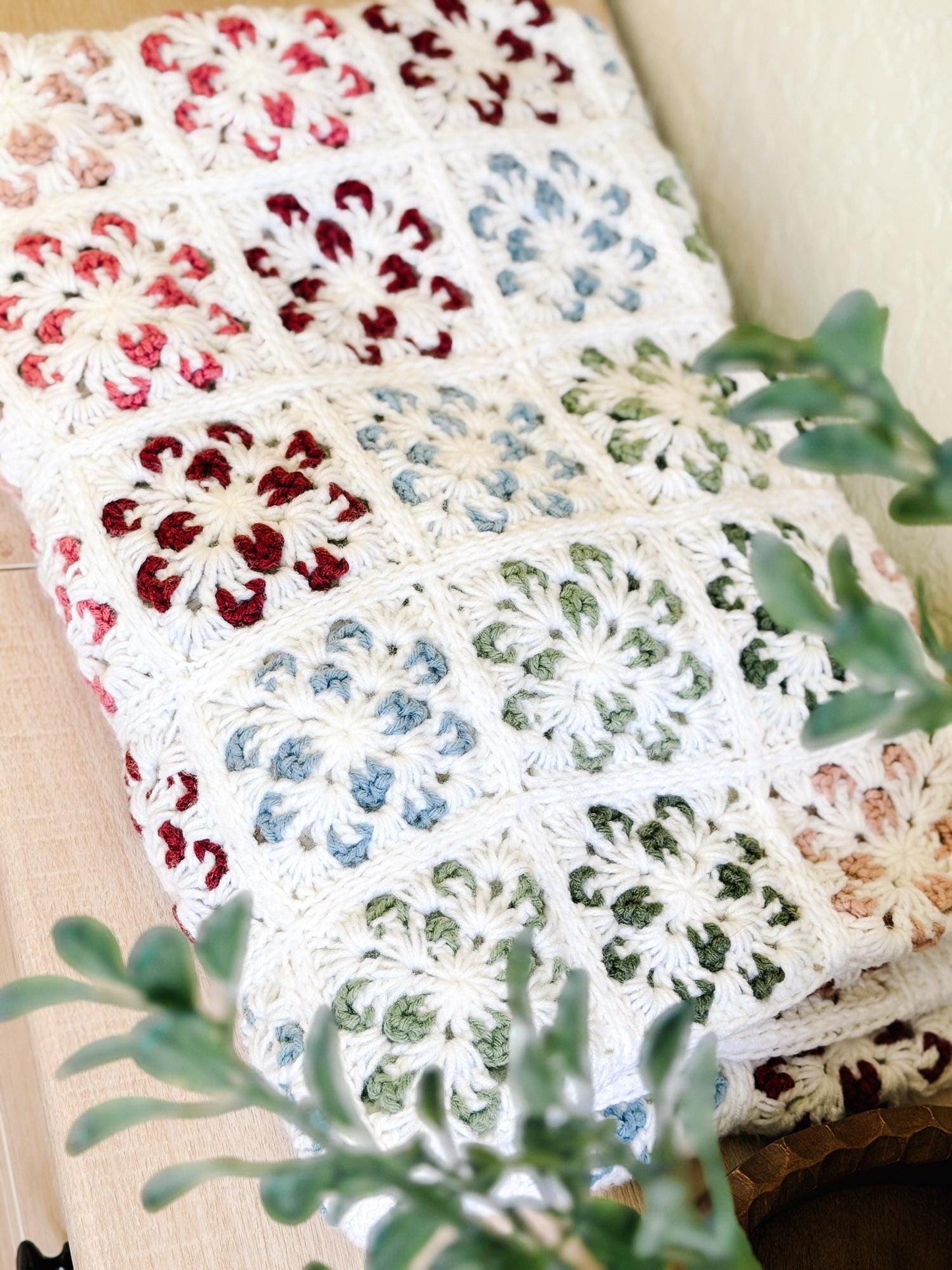 HÄKELANLEITUNG + VIDEO: Blossom Granny Square-Decke | Flower Granny Square-Decke | 9 Größen von Lovey bis Twin | Sofortiger PDF-Download
