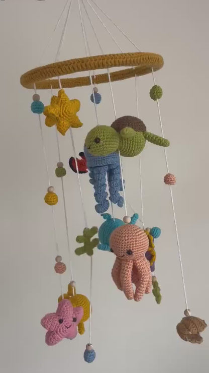 Amigurumi-Babymobile mit Ozeanmotiven (PDF-Anleitung), Häkelanleitung für ein Babybett mit Meerestieren, digitale Kinderzimmerdekoration, DIY-Geschenk zur Babyparty, 5 Sprachen