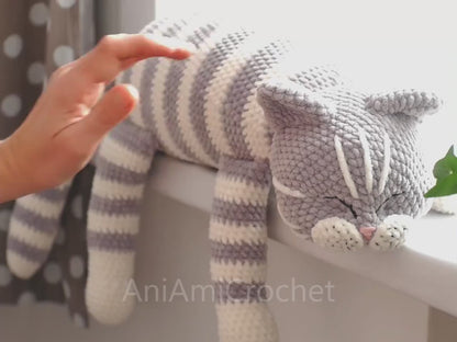 Häkelanleitung für eine schlafende Katze, Plüschkätzchen